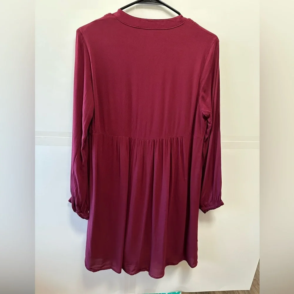 NWT pleated burgundy tunic dress - Picture 2 of 3